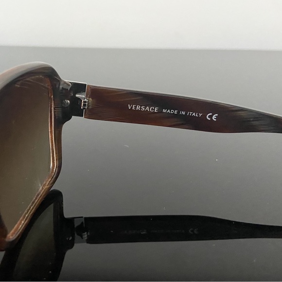Versace sunglasses - Picture 4 of 5